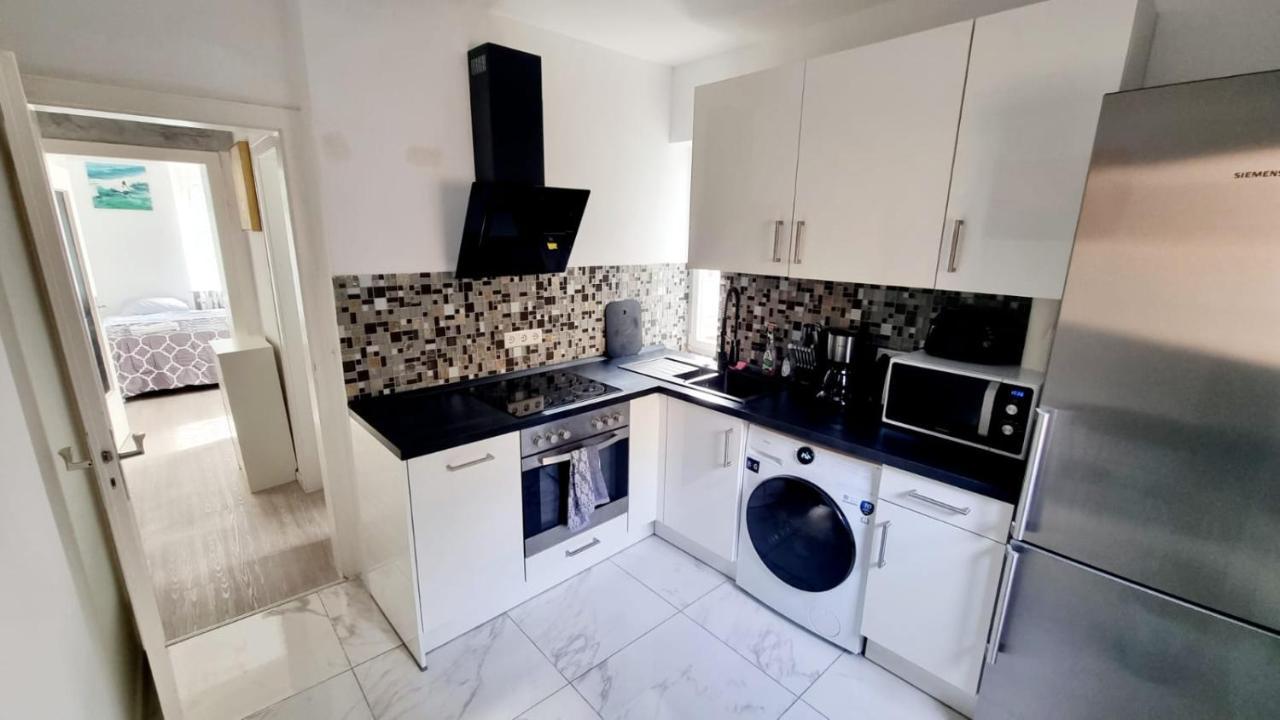 Cozy And Modern 1 Bedroom 3 *